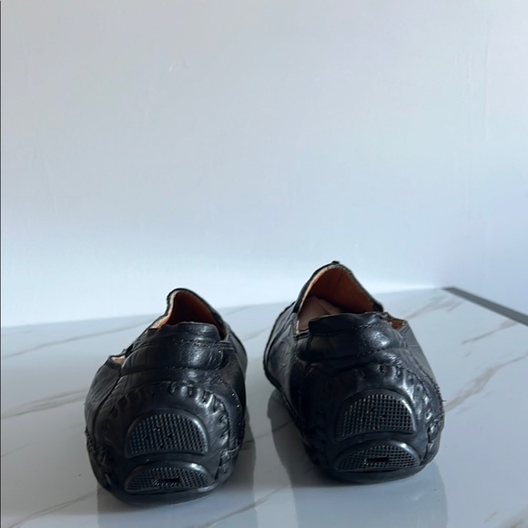 Prada Black Leather Loafers Slip-Ons - Picture 5 of 7